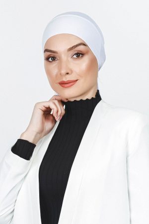 Beyaz  Renk Likralı Dikişsiz Penye Bone